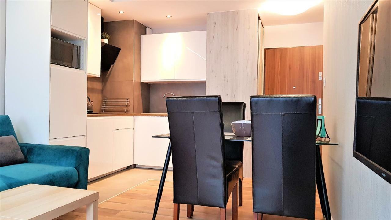 Apartament B&F Poznan Business & Family Nalkowskiej エクステリア 写真