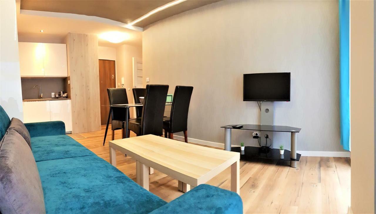 Apartament B&F Poznan Business & Family Nalkowskiej エクステリア 写真